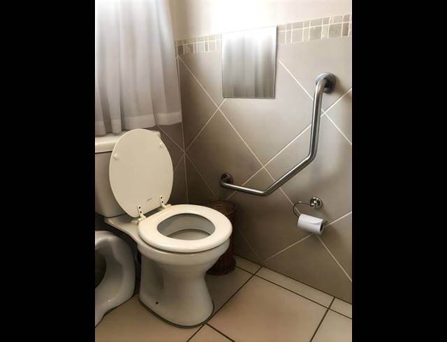 2 BEDROOM TOWNHOUSE FOR SALE IN ELDORAIGNE